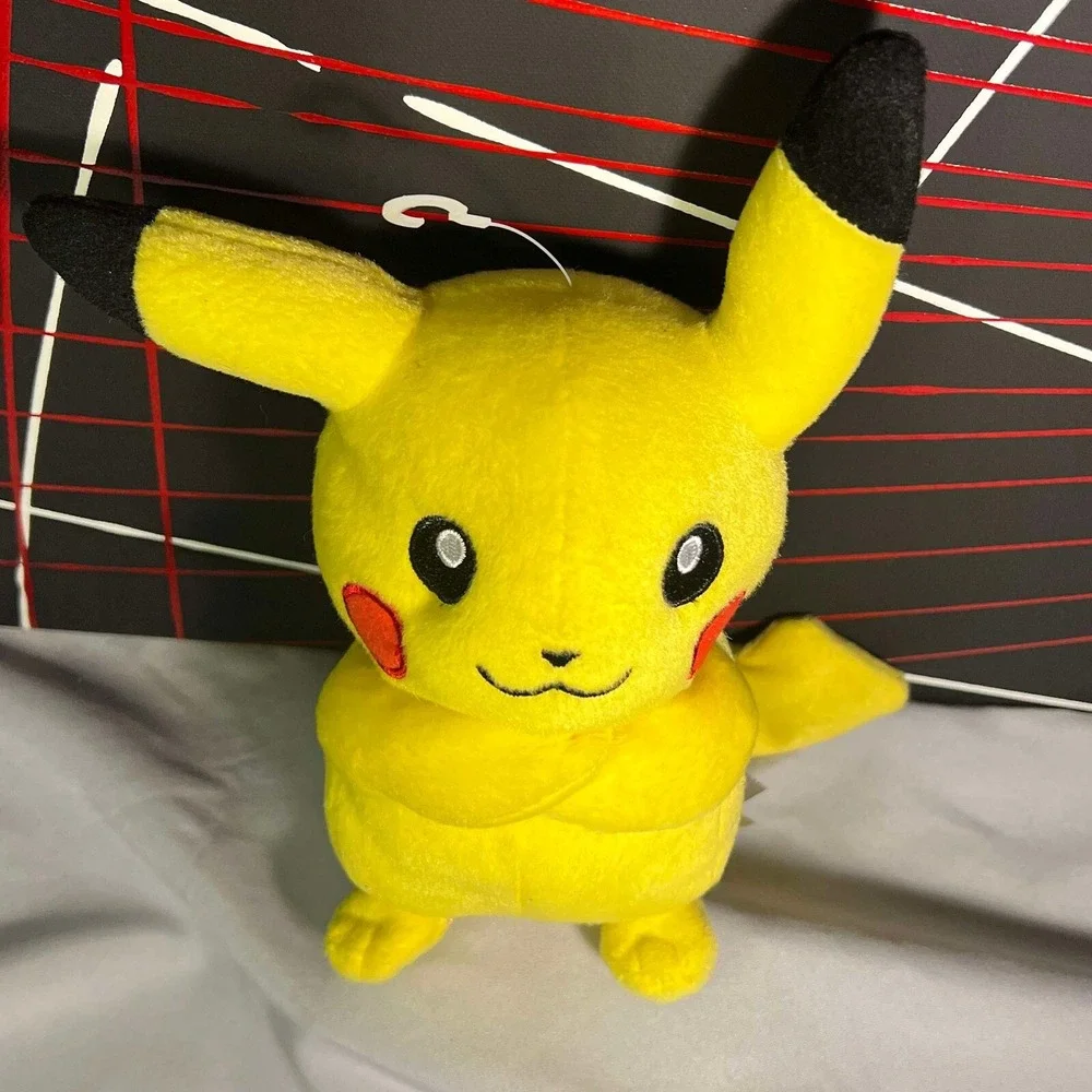 Pokemon Pikachu Yellow Tomy Nintedo‎ Plush Stuffed Animal 2018 9